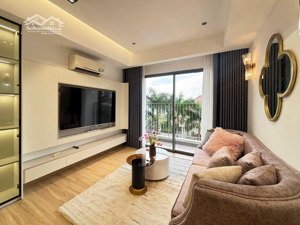bán gấp căn hộ 3pn nội thất mới tinh-masteri thảo điền-sổ hồng. liên hệ vy vy