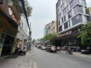 tuyệt phẩm mặt tiền đặng văn ngữ p10 - ngang 4.7m hiếm có - 4 tầng - có sẵn dòng tiền