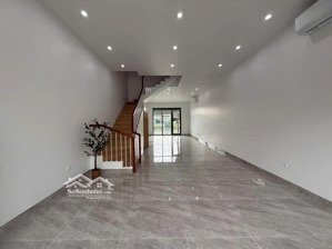 biệt thự liền kề vin vũ yên vị trí đẹp gần vincom & cầu hoàng gia