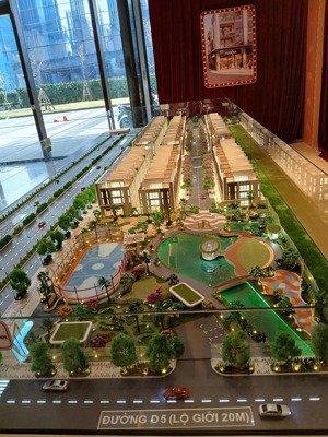 nhận booking nhà phố thương mại hấp dẫn tại nam sài gòn.