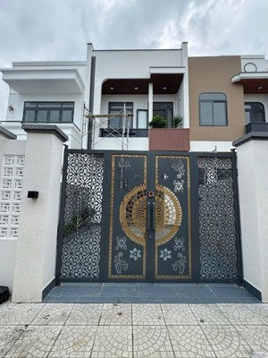 chính chủ hay đi công tác bán lại căn nhà mới hoàn thiện 1 trệt 1 lầu tại phước tân