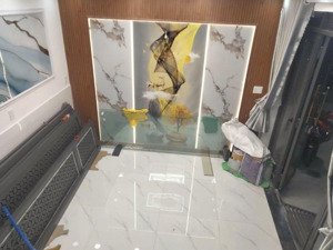 nhà đẹp q12 shr hẻm 3m sạch đẹp. giá tốt 3 tỷ 350 3pn, có phòng ngủ trệt