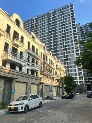 chủ nhà bán gấp shophouse hải phát cạnh công viên
