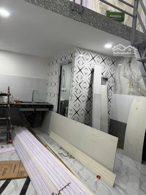 bán nhà gần đường 14 tân hưng q7 cũ, dt 4,5x4,5m. tk 1 trệt 1 lửng đúc giá 889tr. lh huy