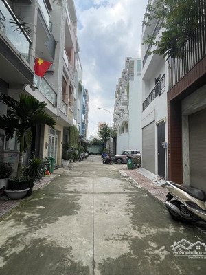 bán nhà 90m2, chỉ hơn 7 tỷ, ngay gò dầu, tân quý, tân phú, hẻm xe hơi