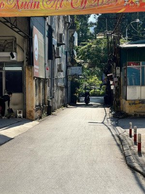 bán nhà 5 tầng 60m2 phố thái hà - kinh doanh - ô tô đỗ - dân xây chắc chắn