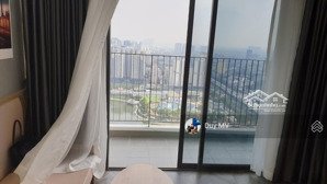 hàng hiếm. bán căn 1pn view hồ toà c5 - dcapitale. giá 5.5 tỷ