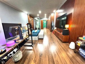 tuyệt vời! phân lô thái hà, nhà đẹp, full nội thất, ô tô vào nhà, gara ô tô, kd siêu đỉnh,51m2*5t.