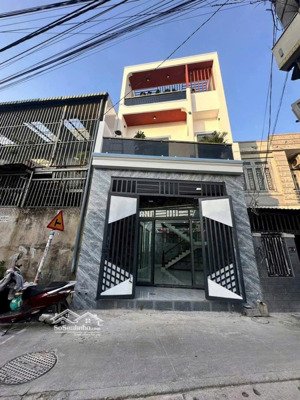 chính chủ gửi bán căn nhà đẹp thuận giao - gần aeon mall bình dương - có hỗ trợ vay