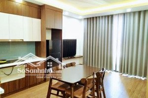 cần bán căn hộ 1pn view hồ tại toà c5 d''capitale. giá 5.5 tỷ bao phí. liên hệ: 