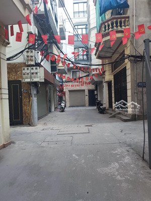 bán nhanh nhà 8 tầng xây mới, thang máy lê trọng tấn 55m2 - 19 tỷ