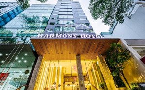 khách sạn góc 2mt dương bá trạc (10x20m) 36 phòng doanh thu 360 triệu/tháng giá 33 tỷ