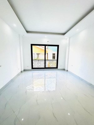 bán gấp nhà nguyễn khoái 60m 3 tầng mặt tiền 4.3m giá 9 tỷ hoàng mai 25m ra ô tô gần time city nhà