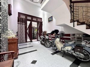 nhà 5 tầng đường năm châu q.tân bình - dt 57.2m - ngang 4.3m - 8.5 tỷ tl