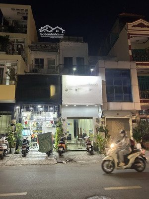 phú nhuận - mặt tiền đặng văn ngữ phường 14 - 4 tầng - cho thuê 30tr/tháng - 47m2 - 12.8 tỷ!