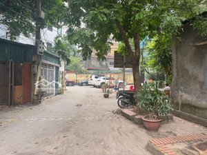 bán lô đất đẹp ngay đầu ngõ 29 ngách 2 khuất duy tiến - hn. dt 40 m2, mt 3,65 m, giá 13,99 tỷ