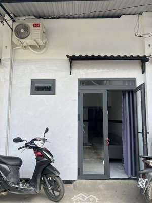 cho thuê nhà mới toanh 2 phòng ngủ phường biên hoà (hoá an cũ) giá 4,5tr