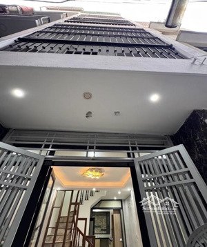 nhà riêng cầu giấy - gần trường học - phù hợp gia đình trẻ