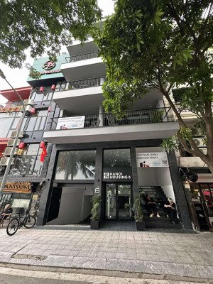 chính chủ bán apartment mặt hồ tây-quảng khánh-130m 6 tầng mặt tiền 7,5m - dòng tiền 6000 usd/tháng