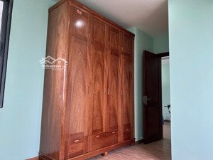 chính chủ cho thuê căn góc tầng trung
chung cư ct3 thái hà, 43 phạm văn đồng diện tích: 70m