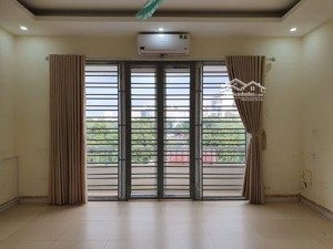 cho thuê nhà mt cmt8 - 6.2 x 8.5 - trệt 2 lầu st