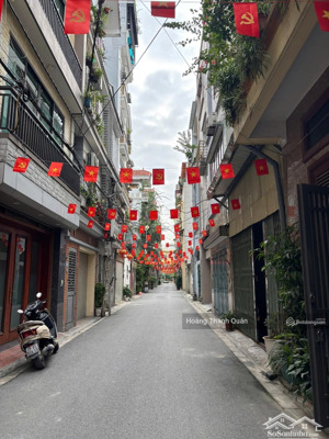 nhỉnh 9 tỷ nhà phân lô quân đội ở ngay - mặt tiền kinh doanh - ô tô tránh - tiện ích bạt ngàn