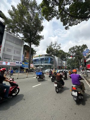 siêu vị trí! bán nhà mặt tiền trần hưng đạo - dt:16x28m - hđt 220tr/th-ctxd: hầm 14 tầng-giá 124 tỷ