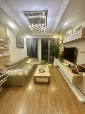 bán gấp căn hộ chung cư times city, 14,65 tỷ, 105m2, 3pn, 2wc, đầy đủ nội thất