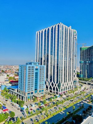 bán căn hộ cao cấp cạnh siêu thị go, đối diện diamond crown