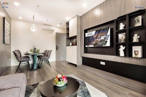 cần tiền bán nhanh căn hộ 2 phòng ngủ thoáng mát, tại tòa fpt plaza 3