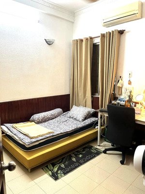 nhà riêng rộng rãi, 100m ra đỗ xuân hợp