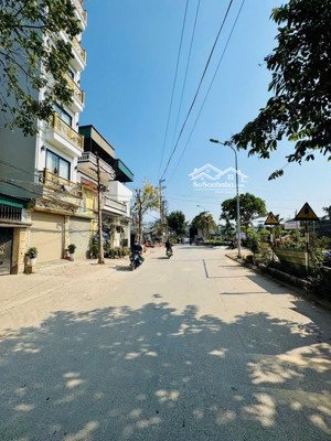 chính chủ bán nhà mặt đường 298 yên ngưu 7 tầng thang máy kinh doanh sầm uất