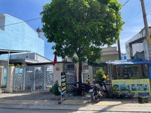 bán nhà 12,2 x 30m mặt tiền đường tân xuân 2, 5 phút qua quận 12