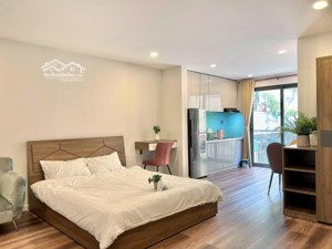 căn hộ studio ban công quận 1, ngay chợ tân định, cv lê văn tám, nhà thờ tân định