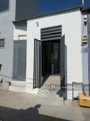 (6tr)cho thuê nhà cấp 4 đường xe tải 102 lã xuân oai, 57m2, 1pn, 1wc