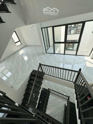 cho thuê nguyên căn biệt thự hoàn thiện đẹp 200m2 mặt lê quang đạo không giới hạn mục đích sd -30tr