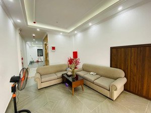 phân lô - ô tô tránh - gần trường học - tiện ích vô vàn - vừa ở vừa kinh doanh hết nước chấm