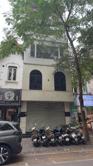 cho thuê nhà mặt phố huế 30m2 x 4 tầng, mặt tiền 4m, mới đẹp, 2 mặt thoáng, nhận ngay