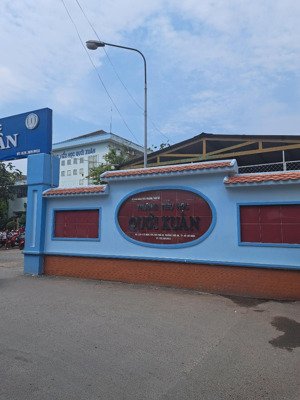 nhà chính chủ lâu năm 66m2 đúc 2 tầng ngay trục tô ngọc vân và ql 1a gần trường học