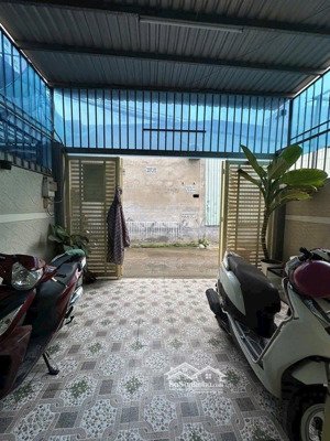 bán đất tặng nhà 2 tầng vườn lài - an phú đông - q12 - 4,7 x 17m - 4pn - xe hơi ngủ - chỉ 5 tỷ hơn