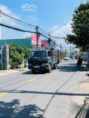 bán nhanh lô đất 100m2- sát phạm văn đồng- tặng dãy trọ thu nhập 22tr- mặt tiền 8.8m- 8.2 tỷ