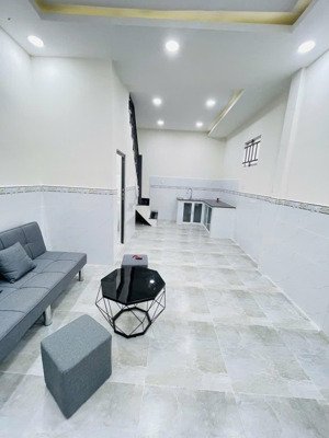 dương quảng hàm - p5 - gv - shr hoàn công đủ - chỉ 3.65 tỷ