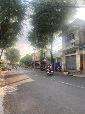 bán nhà mặt tiền gò dưa- p tam bình 183m2(8x 18,5)- chỉ 15,9 tỷ - sổ hồng riêng full thổ cư