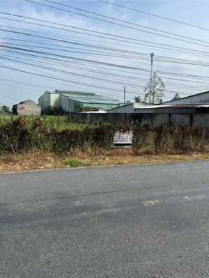 đất mặt tiền lộ tỉnh 852 cách chợ tân dương 600m