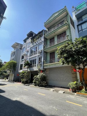 đất phân lô giang biên - 83m2 - mt5m - đường 9m - nhanh 14.1 tỷ