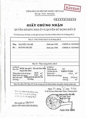 ngộp bank bán gấp lô đất đẹp, dt 162m2, tặng nhà c4, giá 5 tỷ 450. lh: 