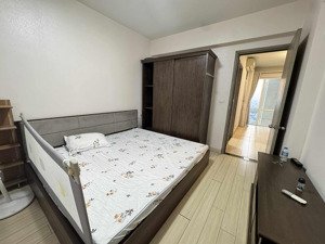 mời thuê căn hộ 2pn 2wc 83m2 đủ đồ view vườn tùng toà a2 rừng cọ ecopark.hl ạ