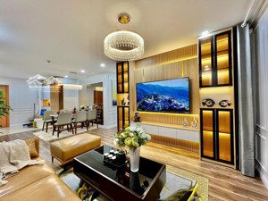 cho thuê căn hộ sky park recidence 128m2 chia 3pn, 2wc, đủ đồ giá 28tr/tháng. liên hệ: 0355;965''987