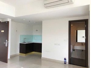 cho thuê căn studio diện tích lớn the tresor quận 4 lý tưởng làm văn phòng giá 38 triệu/tháng