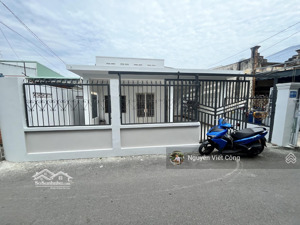 chính chủ bán nhà c4 một sẹc quốc lộ 13 (8,5x15m ~ 123m2) gần vạn phúc city - sông sài gòn.